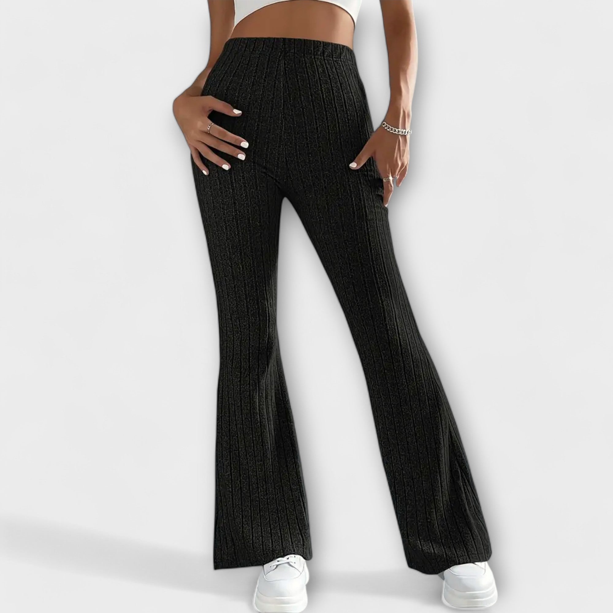 Jennifer - Calças largas com estilo